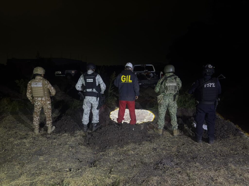 <strong>Recuperan autoridades estatales y federales 25 mil litros de hidrocarburo en Cortazar&nbsp;</strong>